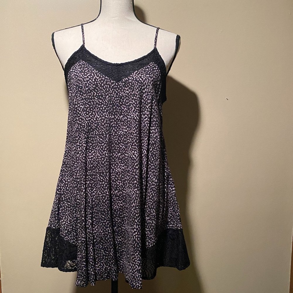 Pullover Black Print Top